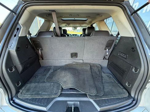 Used 2015 GMC Acadia Denali image 12