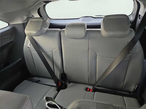 New 2026 Toyota Sienna XLE FWD image 19