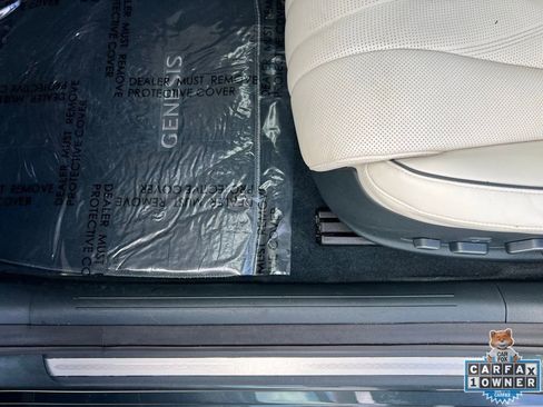 Used 2023 Genesis G80 image 28