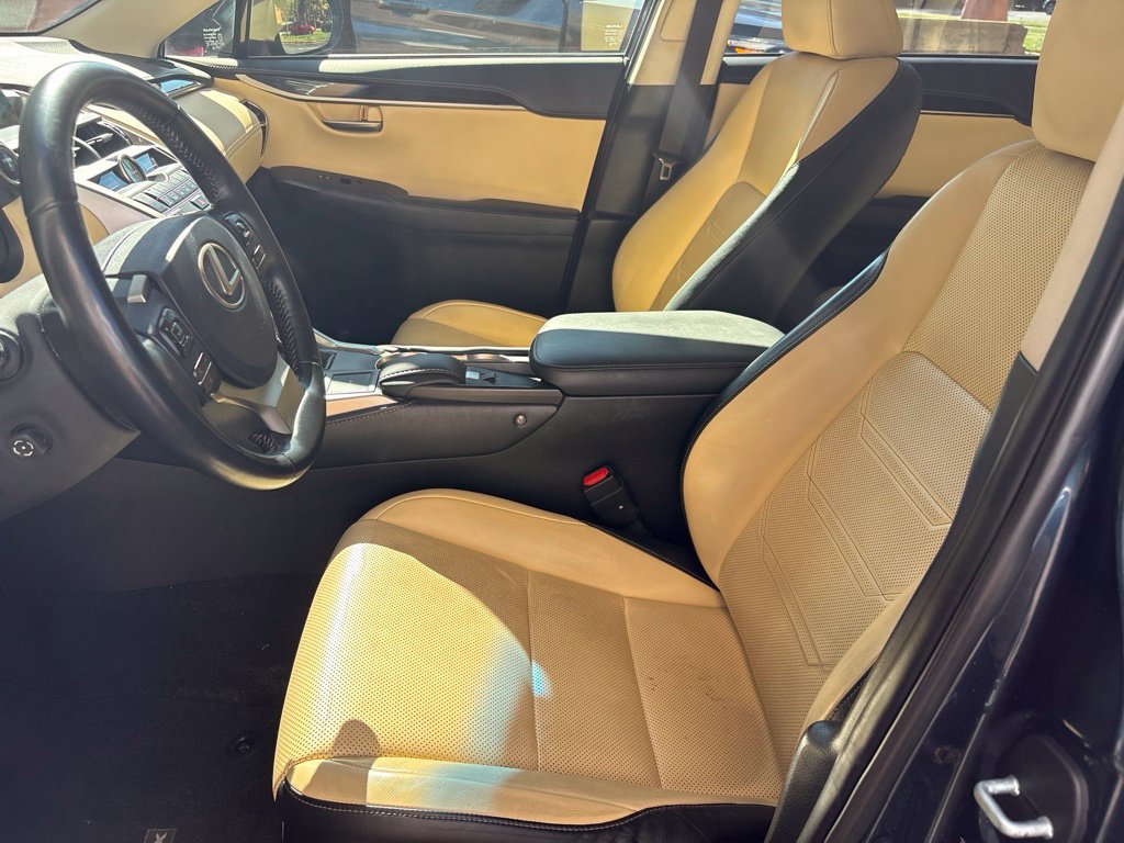 Used 2015 Lexus NX 300h AWD w/ Luxury Package image 12