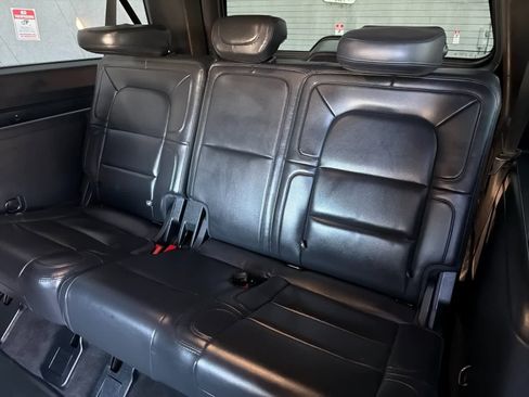Used 2022 Lincoln Navigator L Reserve image 16
