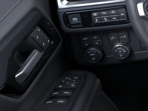 New 2026 GMC Yukon Denali w/ Denali Reserve Package AWD/4WD image 22