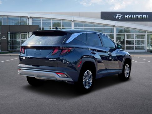 New 2026 Hyundai Tucson Blue SE image 7