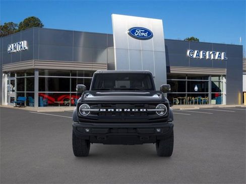 New 2025 Ford Bronco Outer Banks image 6