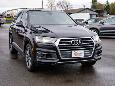 Used 2019 Audi Q7 3.0T Prestige w/ Prestige Package image 2
