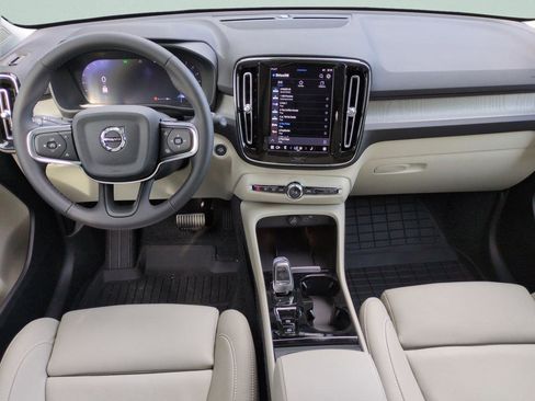 New 2025 Volvo XC40 B5 Plus w/ Protection Package Premier image 11