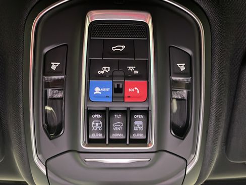 New 2026 Jeep Grand Cherokee L Limited w/ Limited Altitude Package AWD/4WD image 35