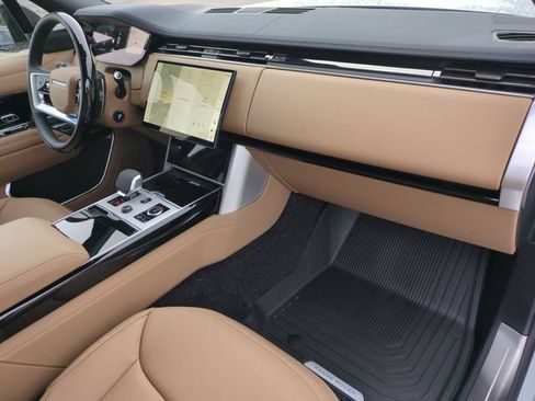 New 2027 Land Rover Range Rover Long Wheelbase SE AWD/4WD image 19