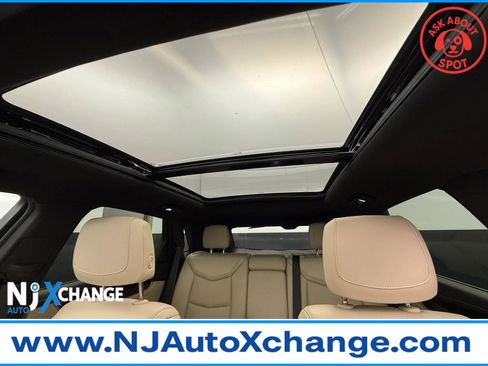 Used 2018 Cadillac XT5 Luxury w/ Driver Awareness Package AWD/4WD image 57