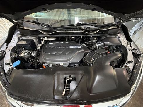 Used 2019 Honda Odyssey EX image 27