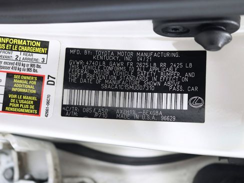 Used 2021 Lexus ES 300h w/ Accessory Package image 36