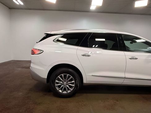 Used 2023 Buick Enclave Essence AWD/4WD image 33
