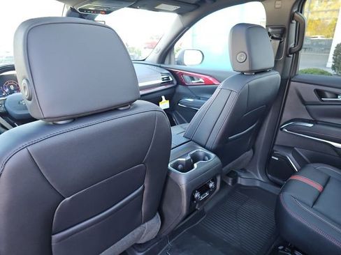 New 2026 Chevrolet Traverse RS w/ LPO, Floor Liner Package image 28