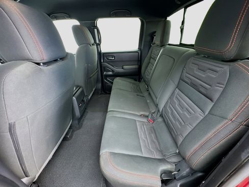 Used 2023 Nissan Frontier PRO-4X w/ Pro Convenience Package image 15