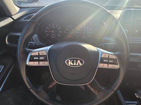 Used 2020 Kia Telluride LX image 15