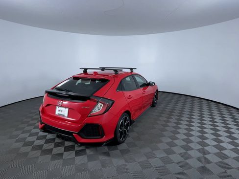 Used 2017 Honda Civic Sport image 8