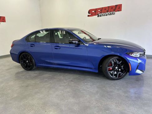 Used 2025 BMW M340i RWD image 2