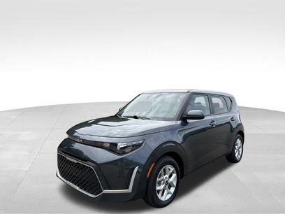 Used 2025 Kia Soul LX w/ LX Technology Package