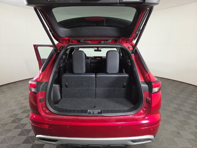 Used 2024 Mitsubishi Outlander SE AWD/4WD image 33