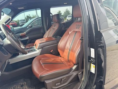 Used 2019 Ford F150 King Ranch w/ Equipment Group 601A Luxury AWD/4WD image 8