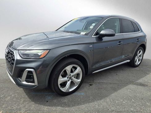 Used 2023 Audi Q5 2.0T Premium Plus w/ Premium Plus Package image 3