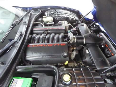 Used 2003 Chevrolet Corvette Convertible w/ Preferred Equipment Group1 RWD image 33