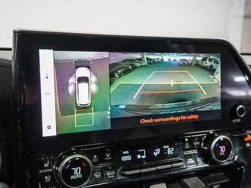 Used 2023 Toyota Highlander Platinum image 27