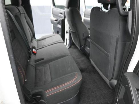 Used 2022 Nissan Frontier Pro-X image 20