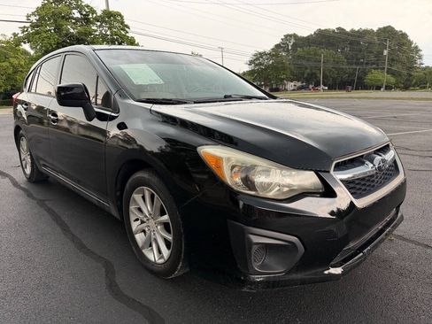 Used 2014 Subaru Impreza 2.0i Premium AWD/4WD image 4