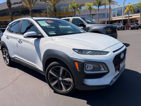 Used 2020 Hyundai Kona Ultimate FWD image 2