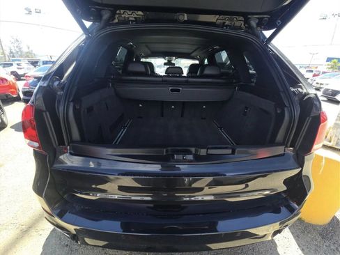 Used 2016 BMW X5 xDrive50i w/ M Sport AWD/4WD image 6