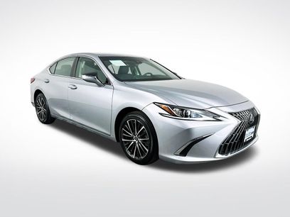 Used 2024 Lexus ES 250 w/ Premium Package