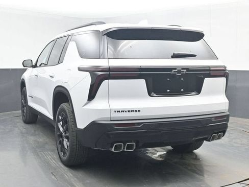 New 2026 Chevrolet Traverse LT w/ Midnight/Sport Edition FWD image 12