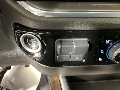 Used 2023 Chevrolet Silverado 1500 High Country w/ High Country Premium Package image 30