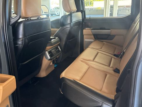 Used 2023 Ford F250 Lariat w/ Lariat Ultimate Package image 6