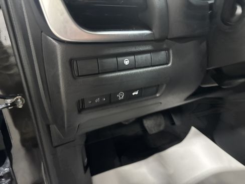 Used 2026 Nissan Rogue SL AWD/4WD image 15
