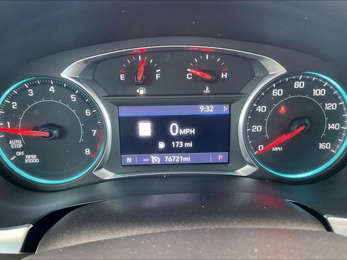 Used 2020 Chevrolet Traverse RS FWD image 24