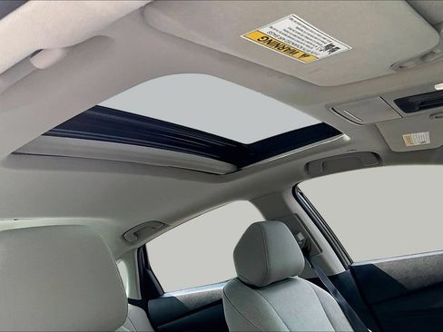 Used 2023 Honda Accord EX image 21