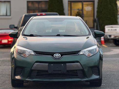 Used 2016 Toyota Corolla LE image 3