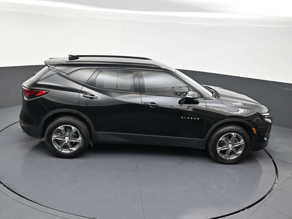 Used 2024 Chevrolet Blazer LT FWD image 19