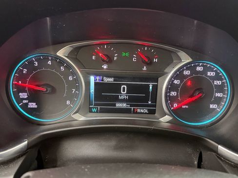 Used 2018 Chevrolet Equinox LT w/ Sun & Infotainment Package image 24