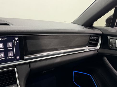 Certified 2022 Porsche Panamera 4 Platinum Edition image 56