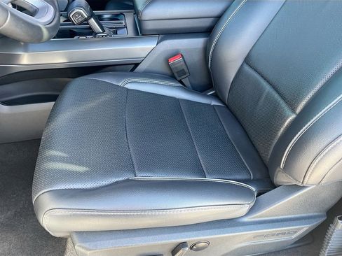 Used 2025 Ford F150 Lariat AWD/4WD image 20
