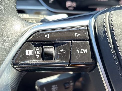 Used 2023 Audi A8 L 3.0T AWD/4WD image 32