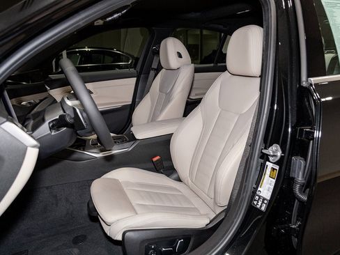 Used 2026 BMW 330i xDrive Sedan w/ Premium Package image 33