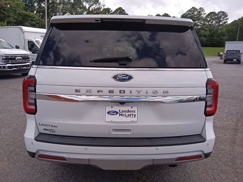 Used 2024 Ford Expedition Limited RWD image 4