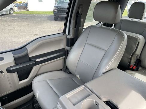 Used 2022 Ford F250 XL w/ Power Equipment Group image 23