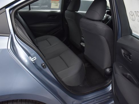 Used 2025 Toyota Corolla LE image 10