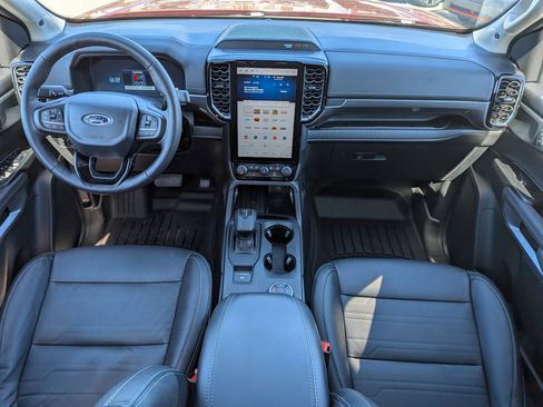 Used 2024 Ford Ranger Lariat w/ FX4 Off-Road Package image 14