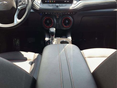 Used 2024 Chevrolet Blazer RS w/ Driver Confidence II Package FWD image 9